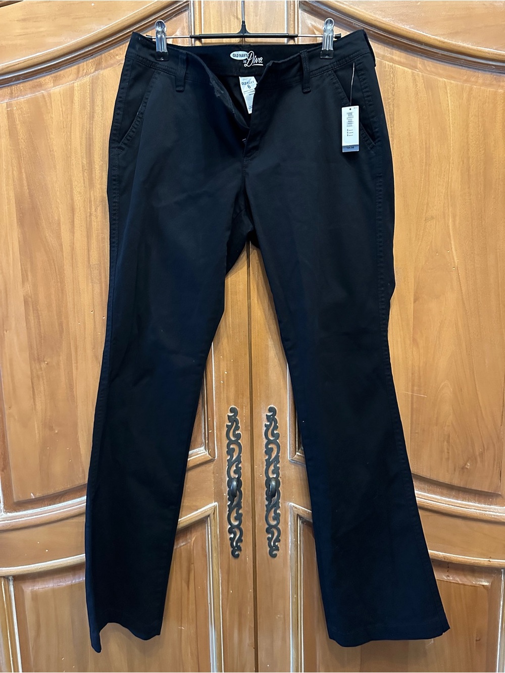 Old Navy Diva Women's Black Straight Leg Pants